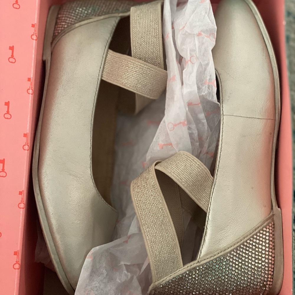 Copper Key shoes size 2 big kid - Picture 4 of 4